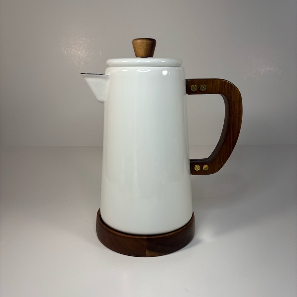 Rare Hearth & Hand Magnolia White Enamel‎ & Wood 6 Cup Coffee Hot Cocoa Pot